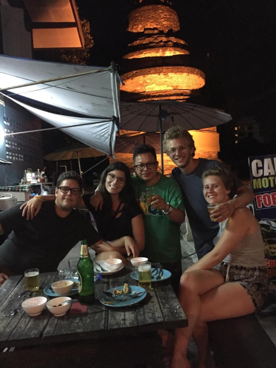 Tiger House Hostel (Adults Only) Чиангмай Экстерьер фото