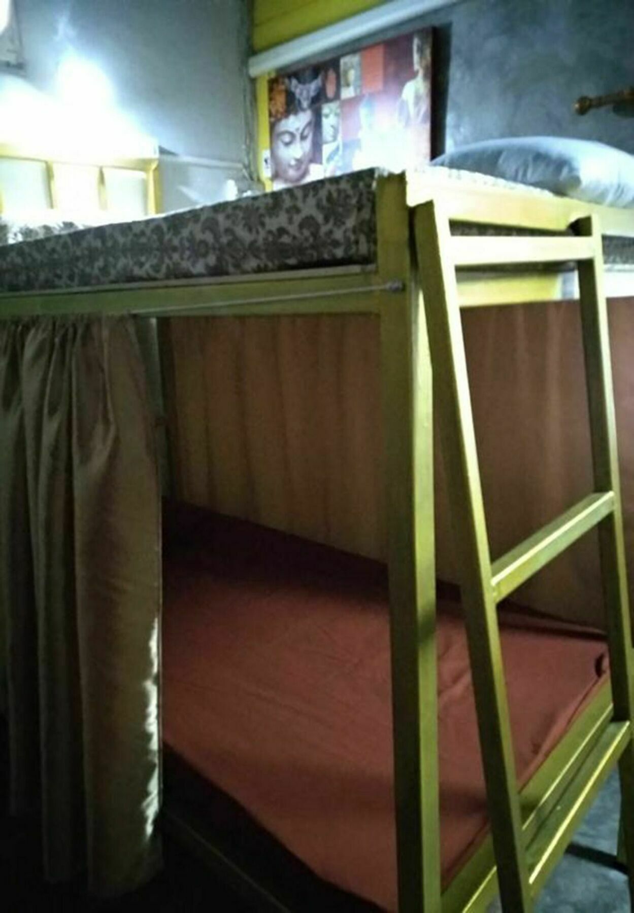 Tiger House Hostel (Adults Only) Чиангмай Экстерьер фото