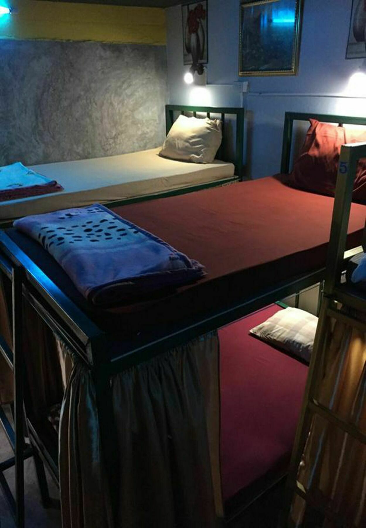 Tiger House Hostel (Adults Only) Чиангмай Экстерьер фото